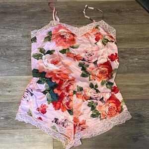 Floral Lace Trim sleep set